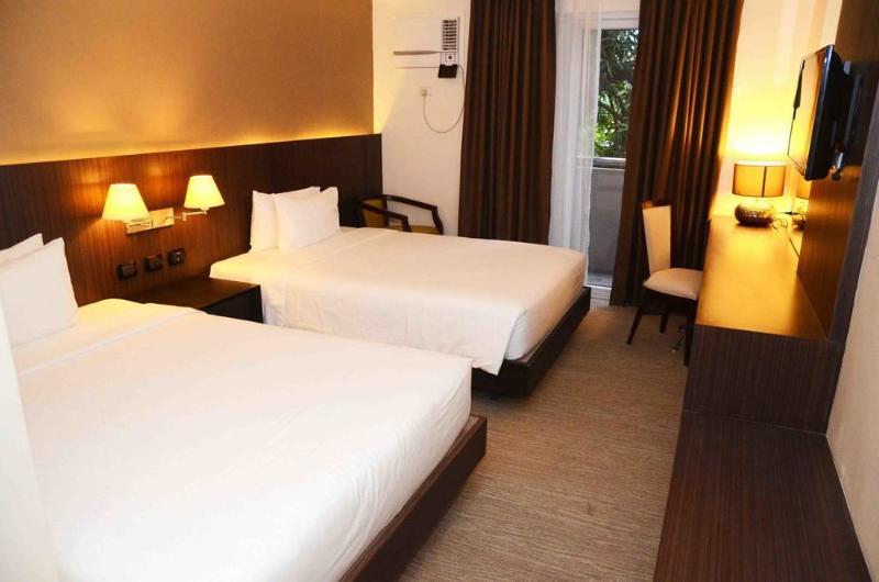 Stradella Hotel Cainta Exterior photo